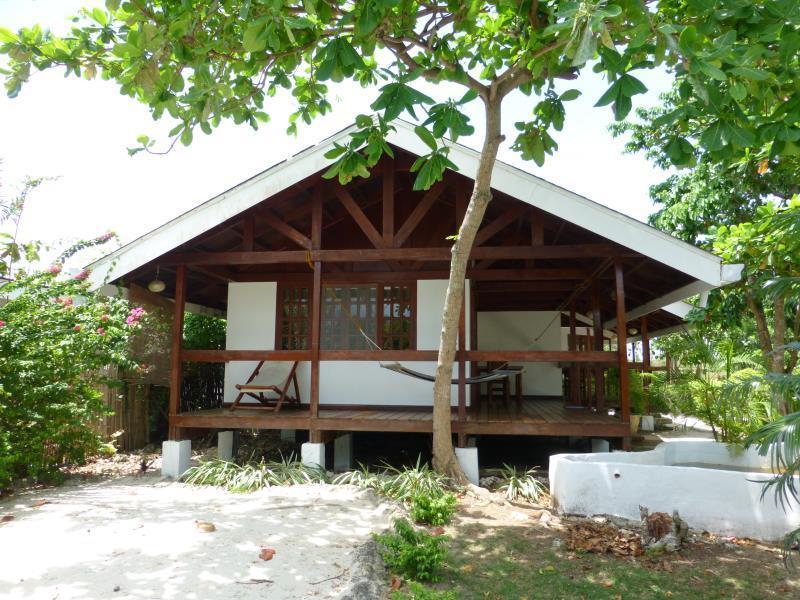 Talima Beach Villas & Dive Resort Cebu Stadt Exterior foto