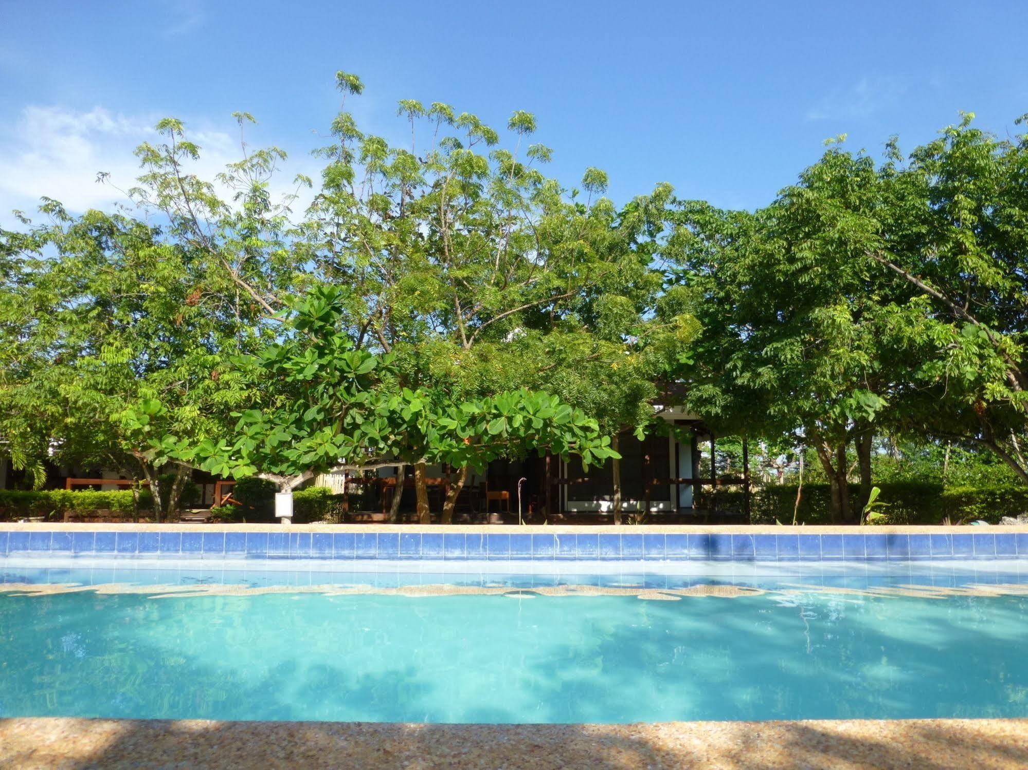 Talima Beach Villas & Dive Resort Cebu Stadt Exterior foto